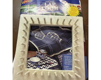 Telaio da viaggio quadrato Craft House, articolo vintage 10211, con istruzioni incluse.