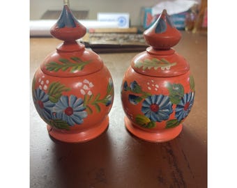 Contenitori vintage per sale e pepe, dipinti a mano, in legno, alti 11,4 cm, scatola portagioie