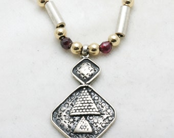 Vintage 925 Sterling Silver modern Pendant necklace Purple Amethyst gold bead estate