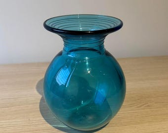 Gorgeous Vintage Bath Aqua Blue hand blown Glass Vase 17cm h x 14cm w