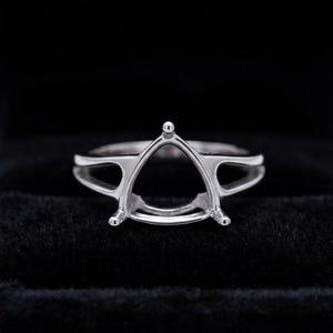 925 Sterling Silver Cathedral Ring Mount: Trillion 4 prong 5mm to 18mm Blank Semi Mount ring With Pre notched setting For Gemstone Inlay DIY
