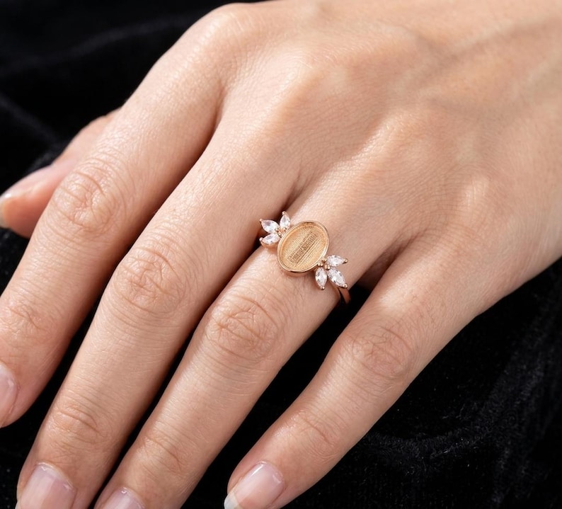 Sterling siver Rings, 925 Silver rings, Silver Blank Bezel, Blank Bezel Rings, Stone Setting Bezel, christmas Gifts, Resin Work Bezel, Settings And Bezels, Gemstones Bezels, Blank Silver Bezels, Designer Blank Bezel, Halo Rings, CZ Silver Rings