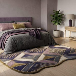 Art Deco Tufted Wool Rug, Irregular Geometric, Palm Leaf Area Rug, Moody Purple Indigo, Statement Carpet, for Living Room, Custom Wavy Rug,