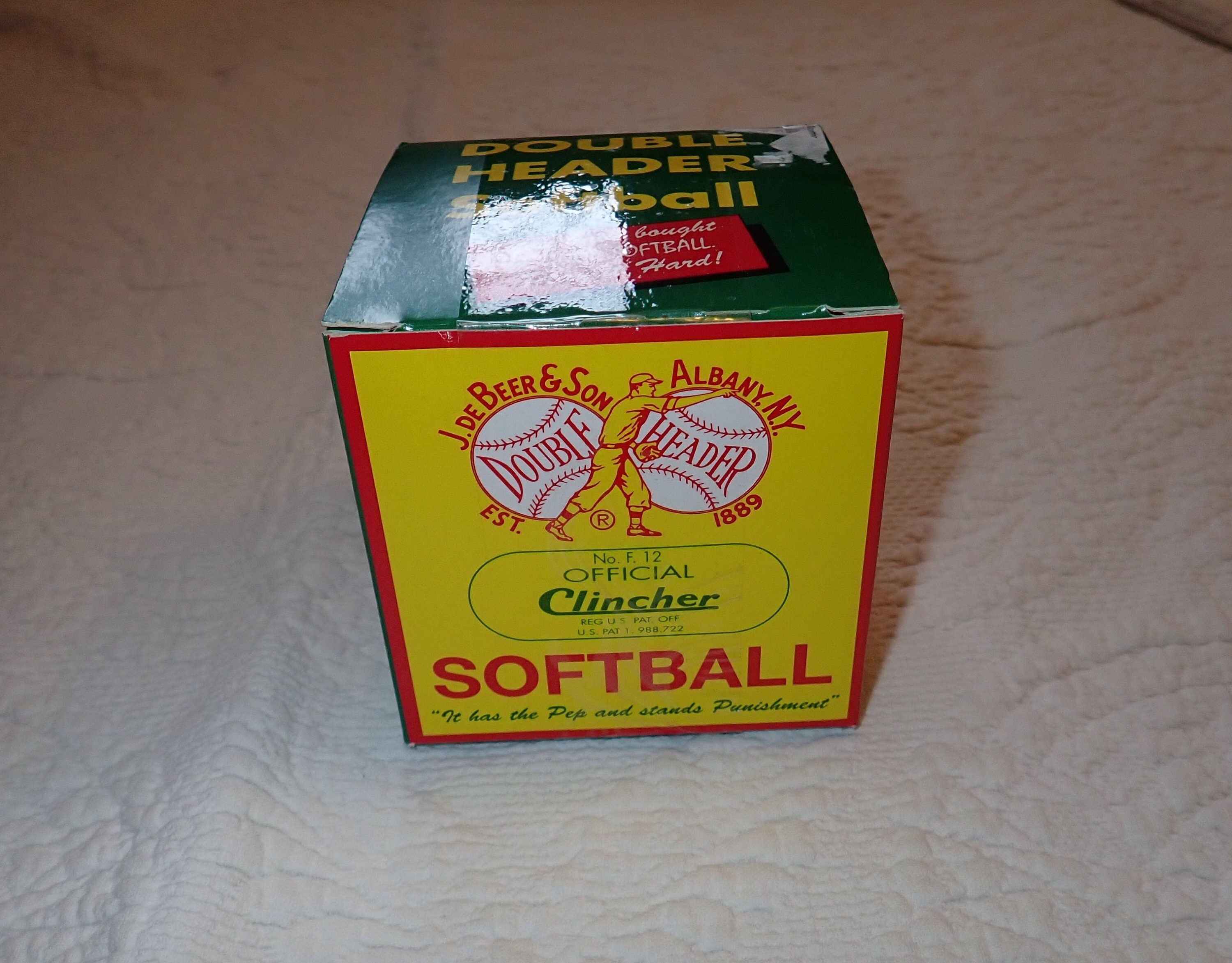 VINTAGE J DE BEER & SON DOUBLE HEADER OFFICIAL CLINCHER SOFTBALL F12 - 2 BOXES