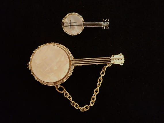 Banjo Brooches: Costume Jewelry
