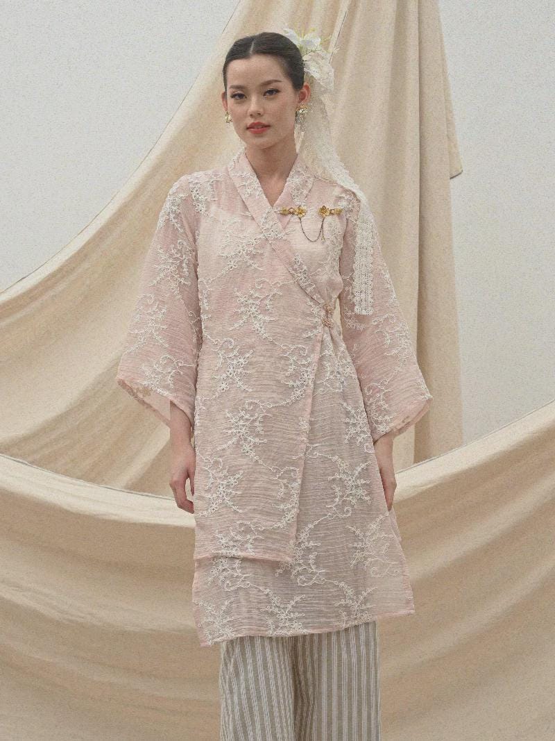 Kebaya indonesia - Etsy 日本