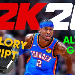 Pode incluir: Imagem com um jogador de basquete em uma camisa azul com a palavra "THUNDER" e o número "2". A imagem inclui o logotipo da NBA, o texto "2K26", "2K GLORY SCRIPT" e "ALWAYS GREEN", junto com um dispositivo preto.