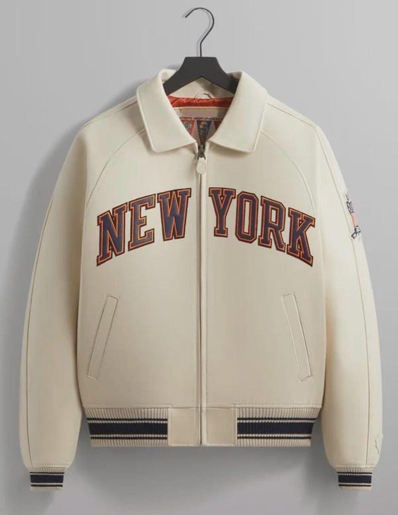 Chaqueta universitaria de cuero de los New York Knicks, estilo retro bomber de Kith Avirex imagen 2