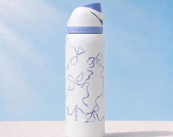 Owala Freesip 32 Oz Water Bottles