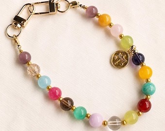 Personalisierte Sternzeichen Handyanhänger mit natürlichen Kristallperlen, Chakra inspiriert Taschenaccessoire, handgemachtes Geschenk für sie