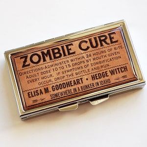 Zombie Cure, Pill case, 7 sections, Pill Container, 7 day pill box, 7 day, Pill Box, poison, Fun Gift, Zombies (4748)