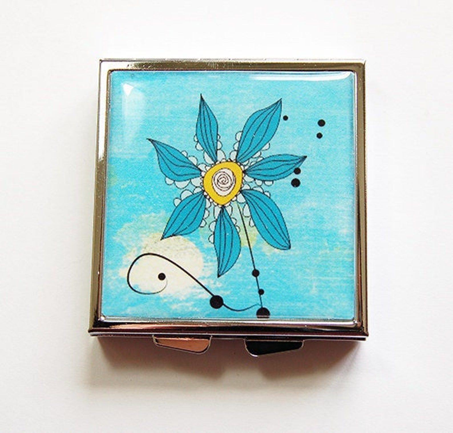 Flower Pill Box Flower Pill Case Blue 4 Sections Square Etsy