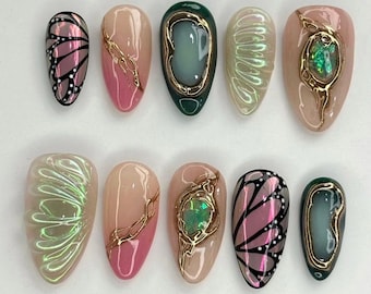 Whimsical Vintage Story Nail Set