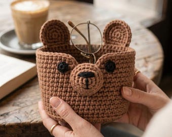 Virkmönster för glasögonhållare med björn | Amigurumi-glasögonkorg (PDF)