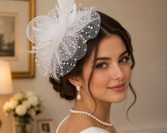 White Fascinator Hat Bridal Feather Headpiece Tea Party Hair Accessory