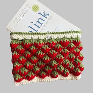 Strawberry Book Sleeve Crochet Pattern PDF | Kindle Sleeve Pattern | Crochet Book Cover | Cute Cottagecore Book Protector | Digital Download