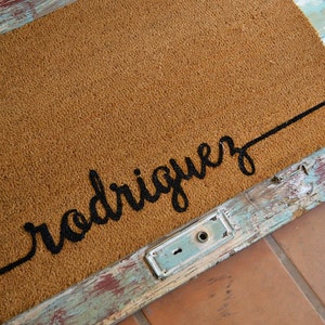SCROLL NAME Doormat ... Hand Painted in CURSIVE on a Coir Mat image 2