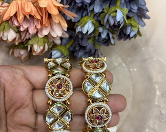 Bracelets joncs kundan : pacheli en or, bijoux de mariage indien