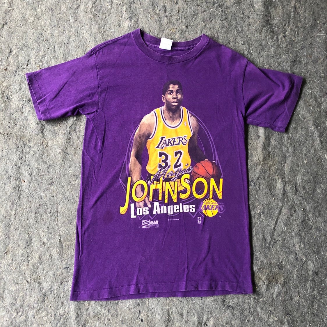 la lakers t shirt