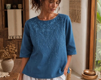 Top de lino bordado con flores para mujer / Blusa suelta de algodón y lino / Camisa bohemia de manga 3/4 / Top informal de verano