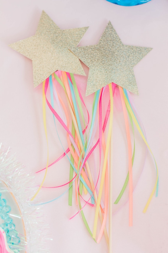 Rainbow Magical Star Wand in Gold Glitter. Birthday Party Favors. Cake Topper. Unicorn Kisses. Twinkle Little Star Party. Party Favors. Il_570xn