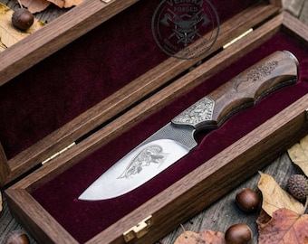 Handmade Carbon Steel Hunting Knife with Engraved Walnut Handle Bushcraft Camping Tool