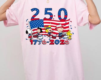 Camiseta del 250 aniversario de Snoopy, camiseta patriótica de Peanuts, camiseta USA 250 2026, camiseta de Snoopy del 4 de julio, camiseta gráfica del Día de la Independencia