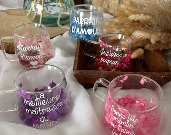 Tasse personnalisée fleurs séchées – cadeau maman , nounou, maîtresse– mug prénom – idée fête des mères – cadeau femme unique