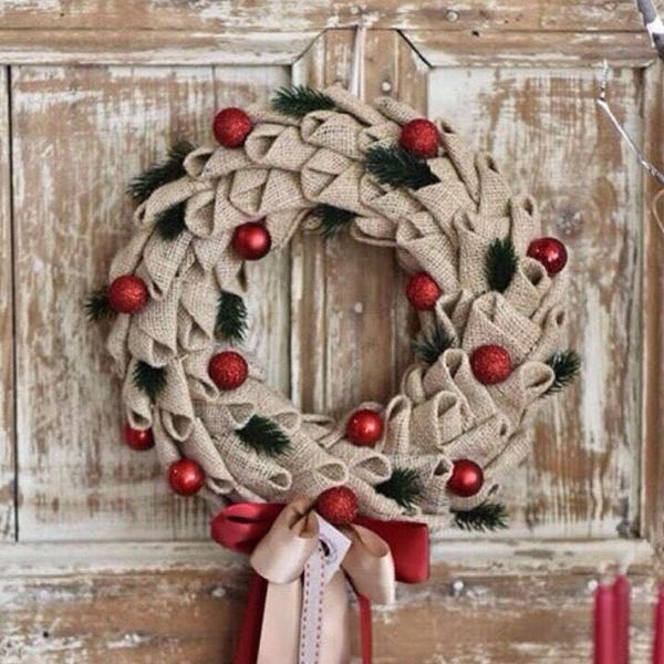 Christmas Wreath Hessian with Red Christmas Baubles Christmas Front Door Wreath, Rustic Burlap Wreath, Hessian Wreath