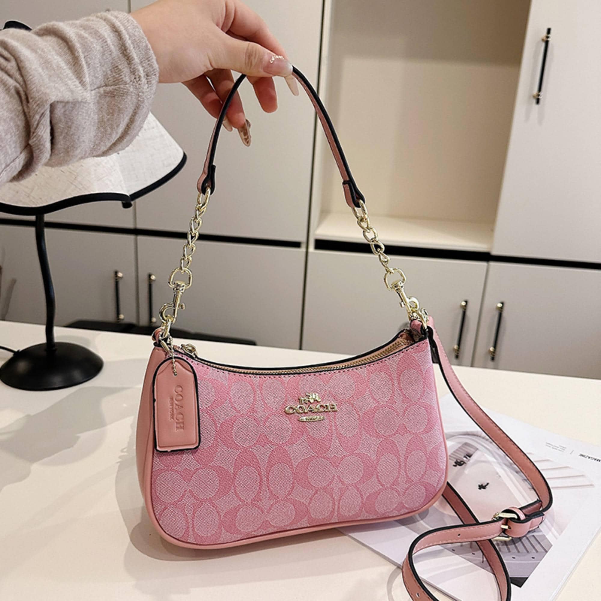 Vintage coach bag pink - Etsy 日本