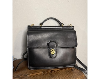 Czarna torebka Coach Willis 9927 w stylu vintage, z uchwytem na ramię i rączką u góry