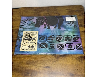 Mantel vintage sudafricano teñido y pintado a mano con técnica tie-dye, estilo safari tribal. Nuevo.