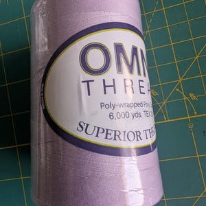 OMNI Poly 40wt 6000yd FROSTED LILAC 3114 Longarm Quilting sewing machine thread