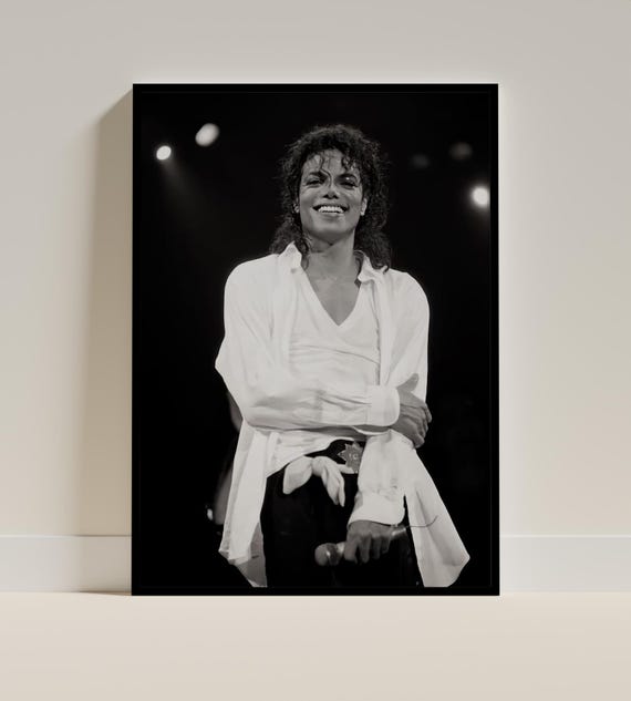 Michael Jackson Poster, King of Pop Black White Concert Wall Art, MJ Smile Print, Music Legend Room Decor, Iconic Fan Gift, Bedroom Art