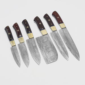 Damascus Steel Professional Kitchen Knives 7pc Set with Leather Case Bag.