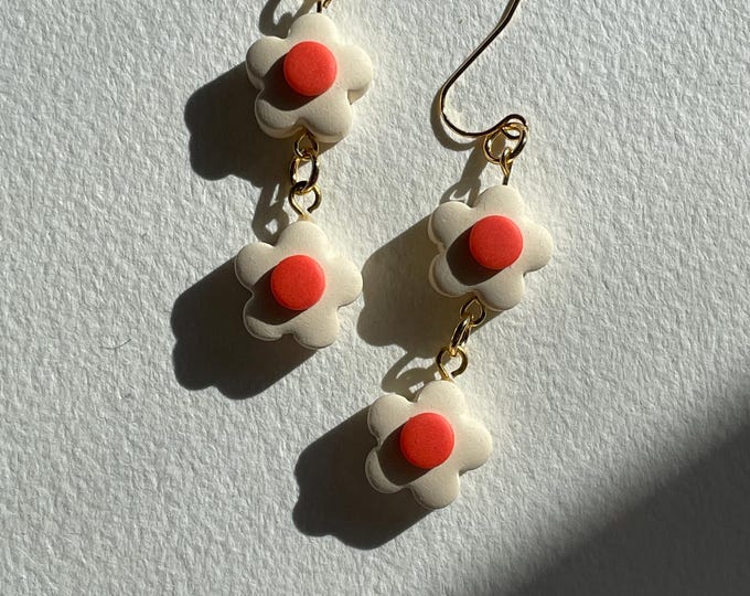 Double Daisy Beads - Cream and Orange