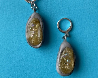 Oyster Charms 1