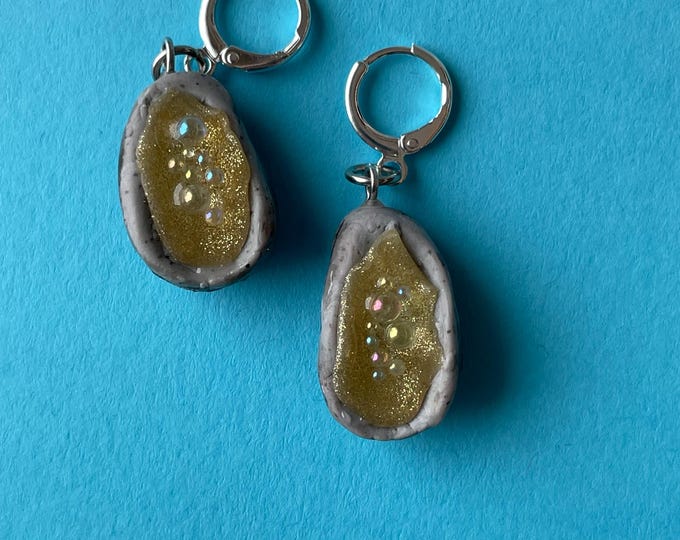 Oyster Charms 2