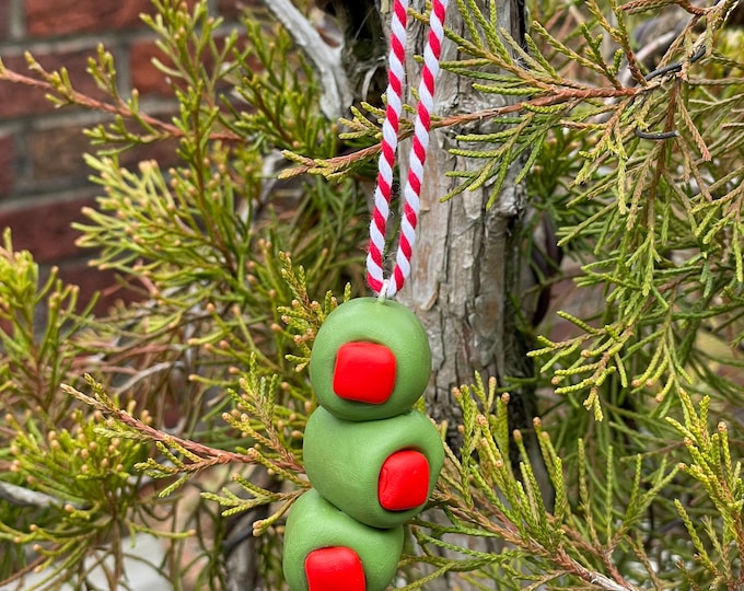 Olive Trio Ornament
