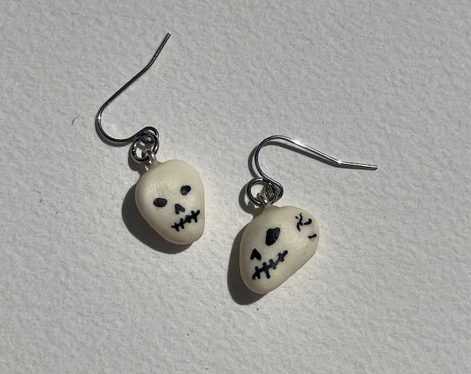 Wonky Skulls