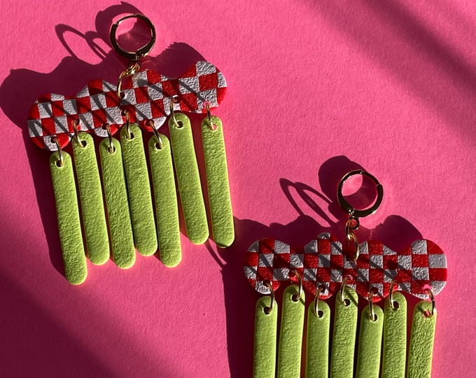 Hindsight - Red and Lavender Checker