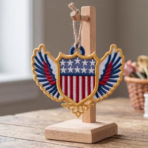 FSL Desenho de Bordado à Máquina Ornamento Asas de Escudo Patriótico, Escudo da Águia Americana, Decoração de Renda Independente, Download Digital