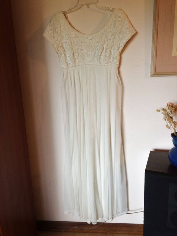 80s Marie St. Claire wedding gown sz 4 - image 2