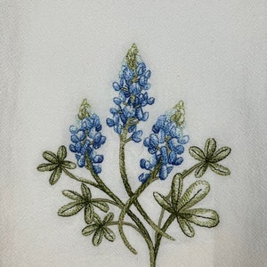 Bluebonnets Flour Sack Towel. Machine Embroidered. Garden decor. Farmhouse. Farmhouse decor. Kitchen decor. Hostess gift. Garden