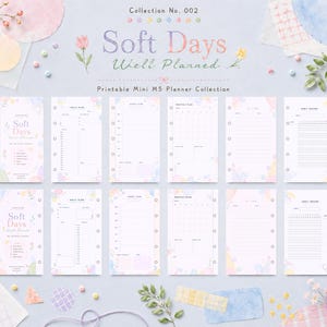 Può includere: Una collezione di inserti per agenda M5 stampabili intitolata Soft Days Well Planned. Il set include pagine di pianificazione giornaliera, settimanale e mensile, tracker delle abitudini e fogli per appunti, con estetica pastello e fori ad anelli.