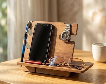 Organizador de escritorio de madera maciza con soporte para teléfono, reloj, llaves y gafas. Diseño minimalista.