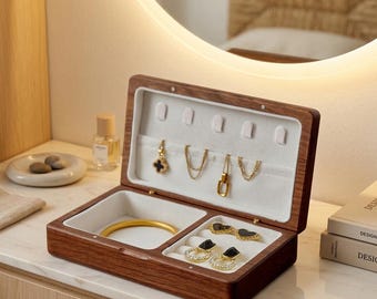 Caja de joyería de nogal negro macizo, organizador minimalista para anillos, pendientes y collares.