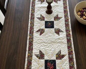 Caminho de mesa patchwork