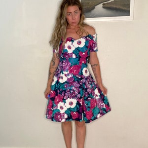 VIntage 80s 90s, Buyer Too, Party Dress, Scalloped edge, SHort, Flirty, Special occasion dress, deadstock, new with tags, off the shoulder
