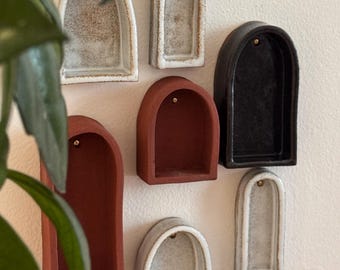 Altar de pared de cerámica